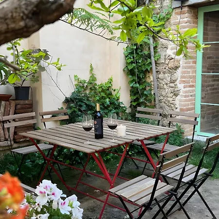 Relax En Casona Unica Lanueva 펜션 *